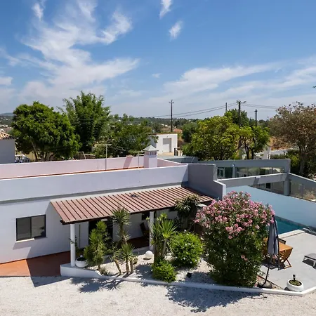 Casa Eli - 3 Bedroom House With Pool - Holidayspt