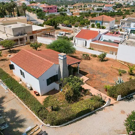 Dom wakacyjny Casa Eli - 3 Bedroom House With Pool - Holidayspt Quelfes