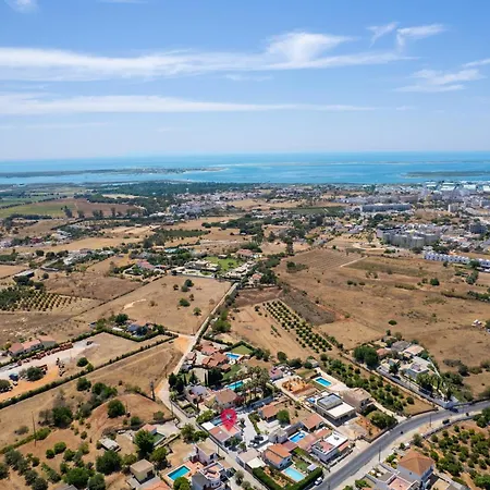 Prázdninový dům Eli - Com 2 Casas Independentes - Holidayspt Quelfes