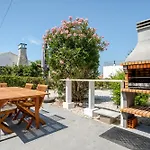 度假居 Eli - Com 2 Casas Independentes - Holidayspt Quelfes