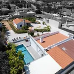 度假居 Eli - Com 2 Casas Independentes - Holidayspt Quelfes